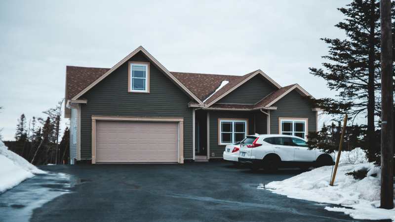 Garage Door Risks Parents Shouldn’t Ignore in Lethbridge